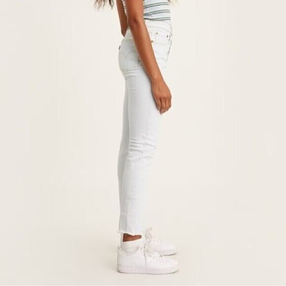 NWT Levi's 501 Jeans Size 30 High Rise Skinny Cropped Light Blue Wash - Picture 2 of 8